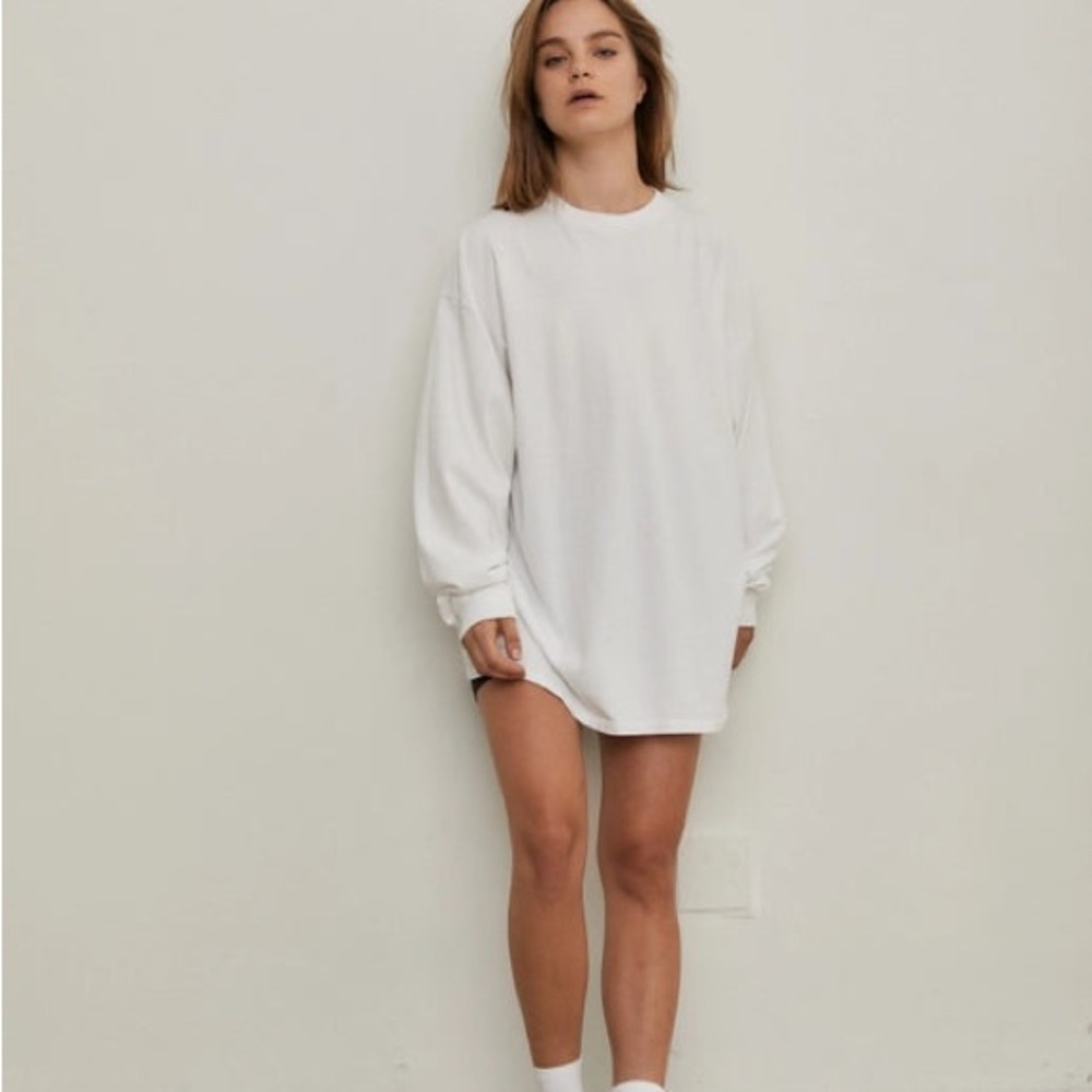 (NWOT) 100% Cotton Long-Sleeve Tee (Oversized)